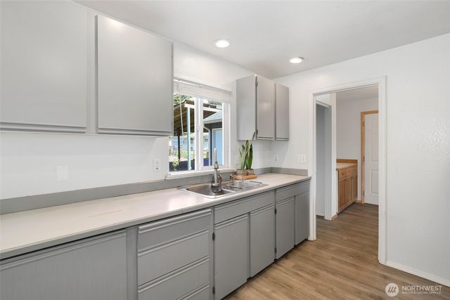 940 E Cascade Avenue, Shelton, WA 98584
