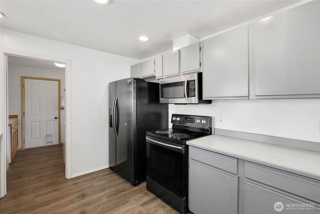 940 E Cascade Avenue, Shelton, WA 98584