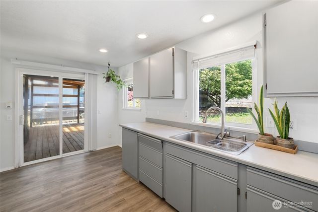940 E Cascade Avenue, Shelton, WA 98584