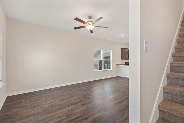 6078 Cullen Dr, La Vergne, TN 37086