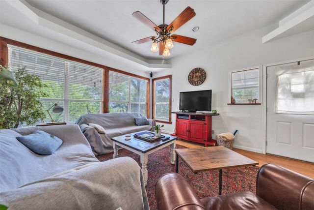 1037 County Road 1190, Kopperl, TX 76652