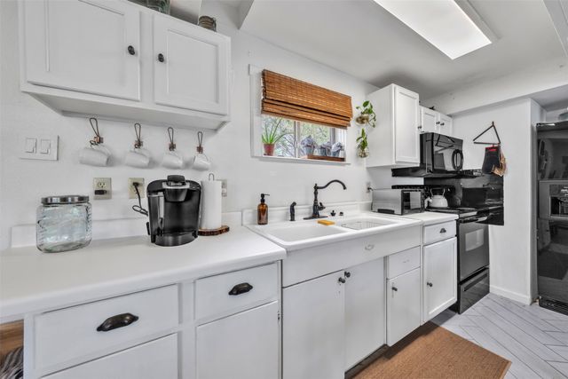 1037 County Road 1190, Kopperl, TX 76652
