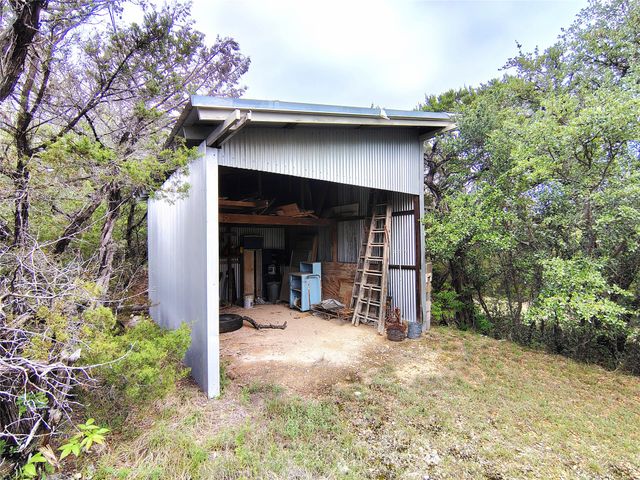 1037 County Road 1190, Kopperl, TX 76652