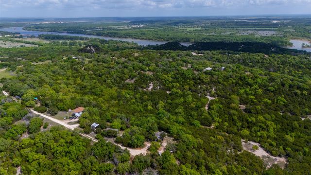 1037 County Road 1190, Kopperl, TX 76652