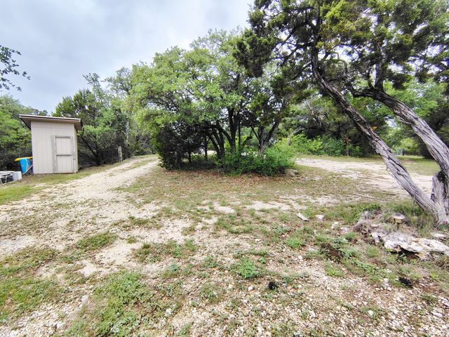 1037 County Road 1190, Kopperl, TX 76652