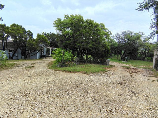 1037 County Road 1190, Kopperl, TX 76652