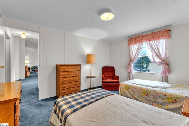 7401 Highway 24, Townville, SC 29689