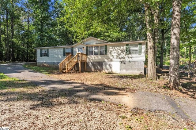 7401 Highway 24, Townville, SC 29689