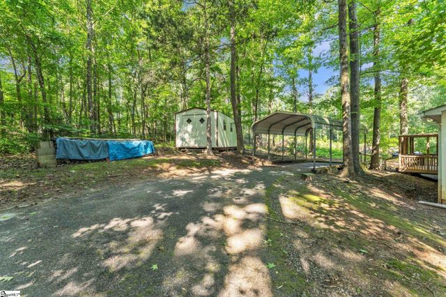 7401 Highway 24, Townville, SC 29689