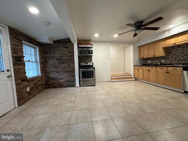 805 S KENT ST, Winchester, VA 22601