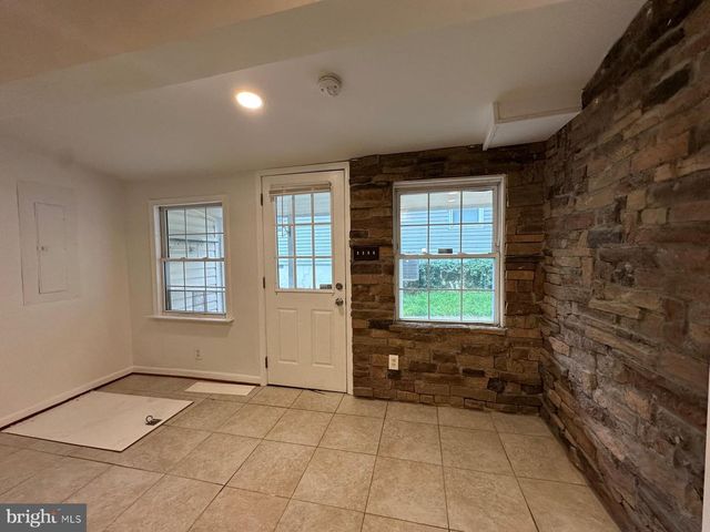805 S KENT ST, Winchester, VA 22601