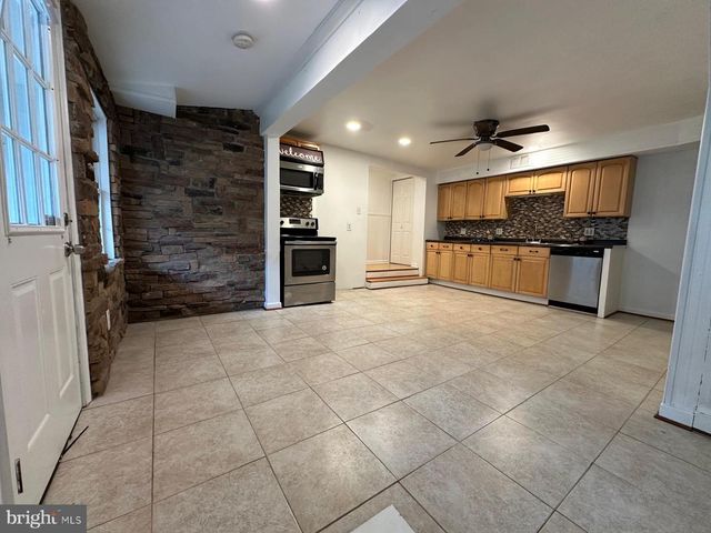 805 S KENT ST, Winchester, VA 22601