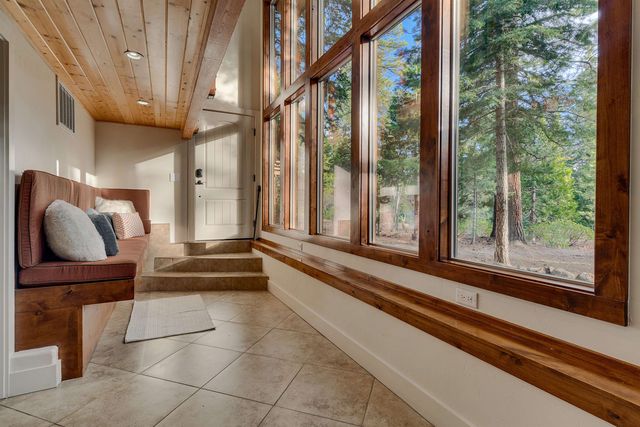 1055 Trent Lane, Kings Beach, CA 96143