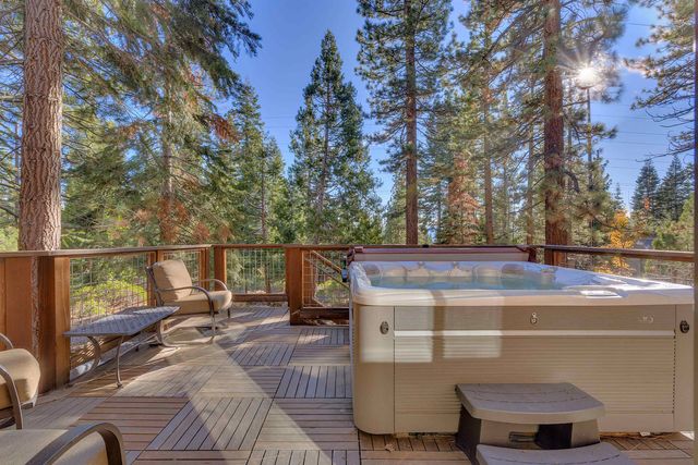 1055 Trent Lane, Kings Beach, CA 96143