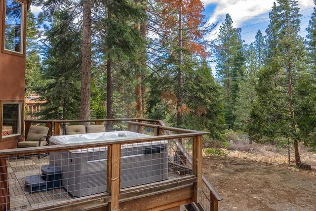 1055 Trent Lane, Kings Beach, CA 96143