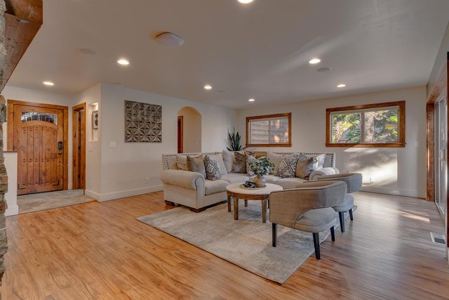 1055 Trent Lane, Kings Beach, CA 96143