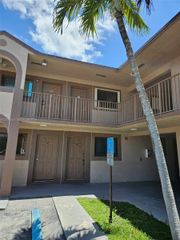 2348 W 56th Street 19, Hialeah, FL 33016