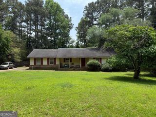 108 Fair Oaks Drive SE, Conyers, GA 30094