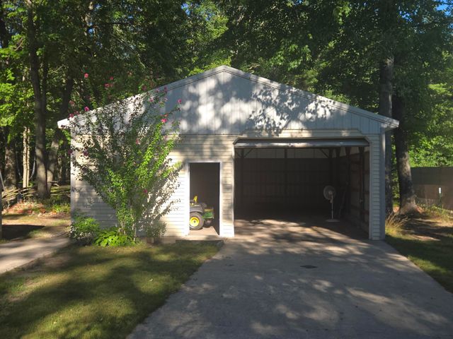 2840 Pillon Road, Twin Lake, MI 49457