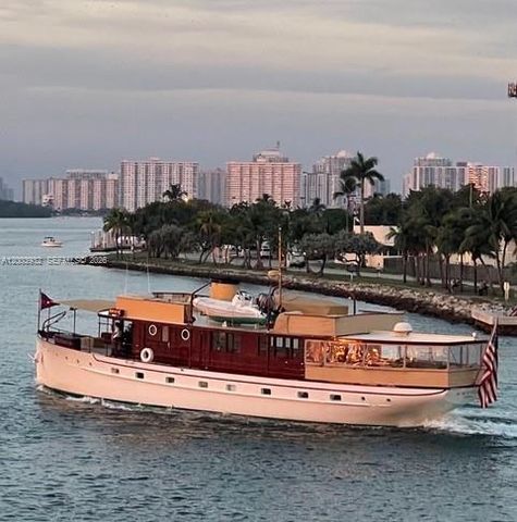 286 Bal Bay Dr 2B, Bal Harbour, FL 33154