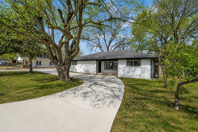600 N Mill Street, Bowie, TX 76230