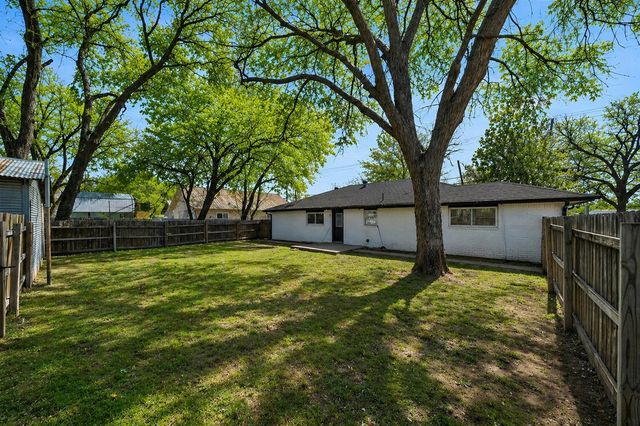600 N Mill Street, Bowie, TX 76230