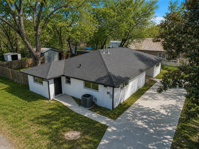 600 N Mill Street, Bowie, TX 76230