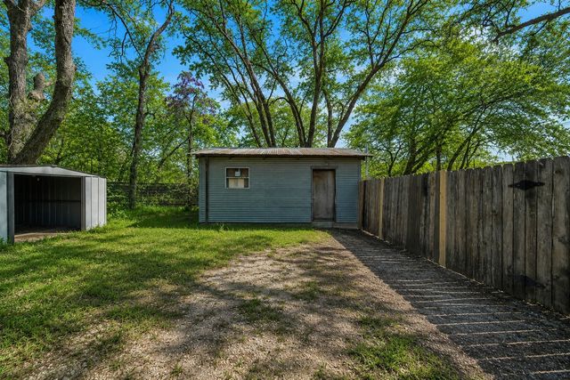600 N Mill Street, Bowie, TX 76230