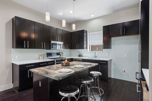 4140 Newton Avenue 6, Dallas, TX 75219