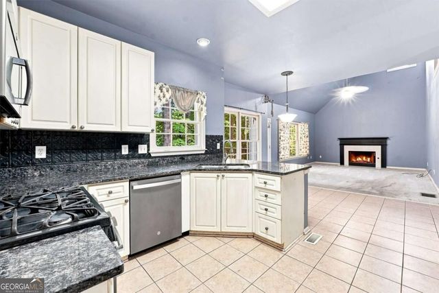 1039 Mount Water Lane, Lawrenceville, GA 30043