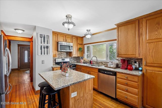 161 N Main Avenue, Albany, NY 12206