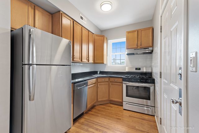 4321 N Drake Avenue 3W, Chicago, IL 60618