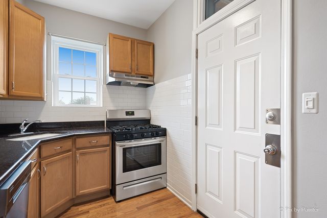 4321 N Drake Avenue 3W, Chicago, IL 60618