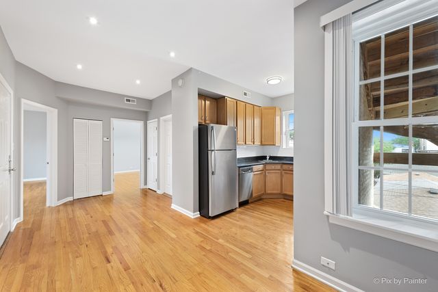 4321 N Drake Avenue 3W, Chicago, IL 60618