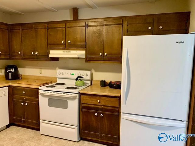 23799 Holt Road, Athens, AL 35613