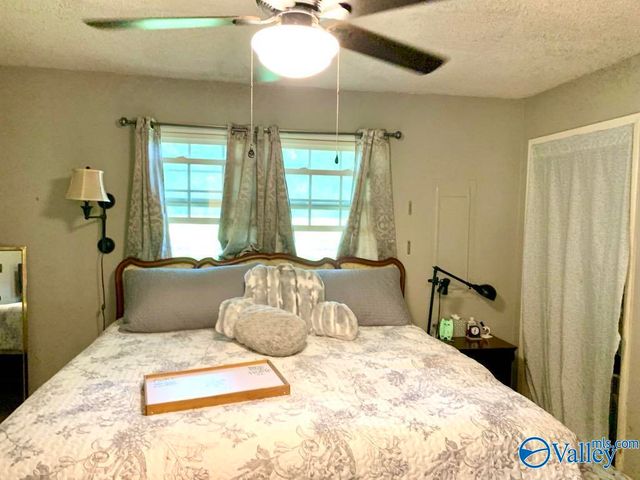 23799 Holt Road, Athens, AL 35613