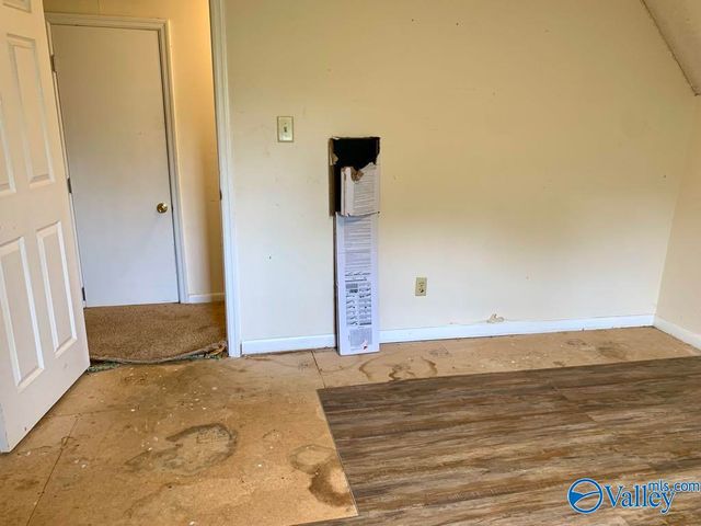 23799 Holt Road, Athens, AL 35613