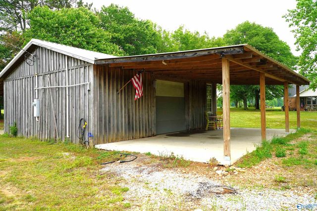 23799 Holt Road, Athens, AL 35613