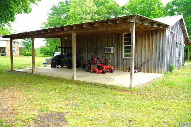 23799 Holt Road, Athens, AL 35613