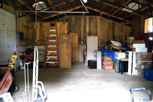 23799 Holt Road, Athens, AL 35613