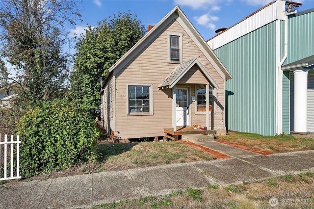 1125 N Tower Avenue, Centralia, WA 98531