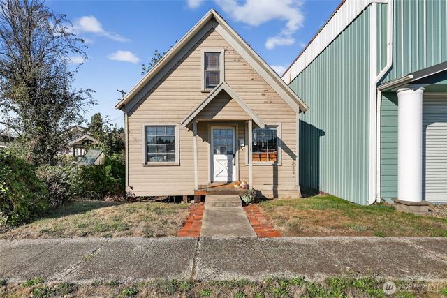 1125 N Tower Avenue, Centralia, WA 98531