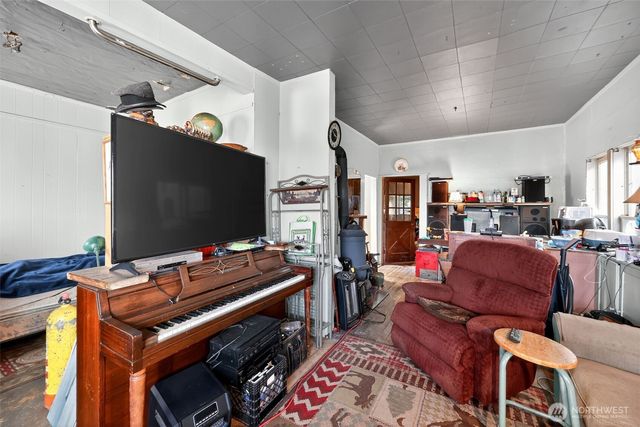 1125 N Tower Avenue, Centralia, WA 98531