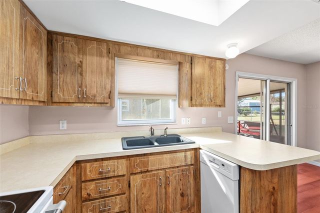 10890 SE 73RD COURT, Belleview, FL 34420