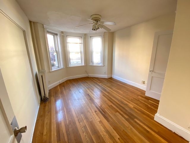 5 Barrow Street 2A, Boston, MA 02134