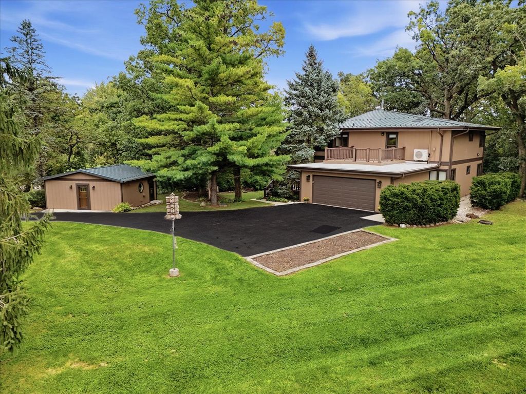 26181 W Laurel Avenue, Wauconda, IL 60084 — photo 2