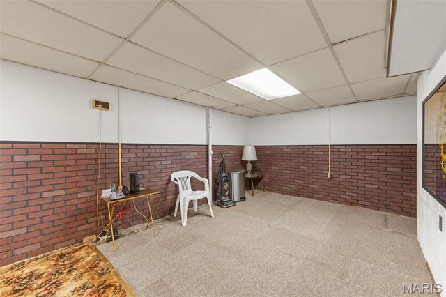 910 Cheri Heights Court, Ferguson, MO 63135