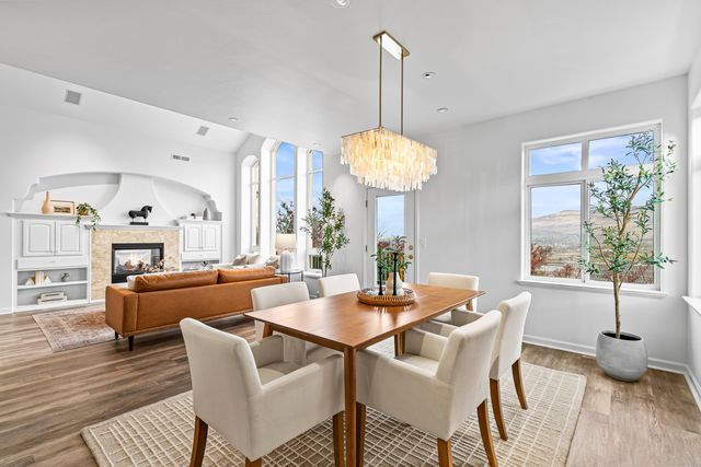 517 Lakota Way, Ashland, OR 97520