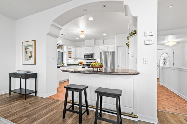 517 Lakota Way, Ashland, OR 97520