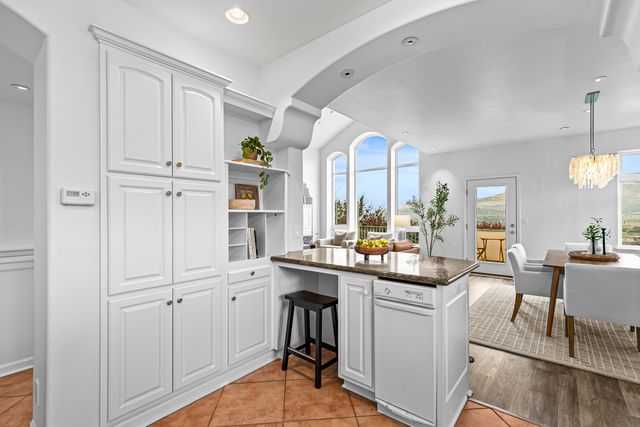 517 Lakota Way, Ashland, OR 97520